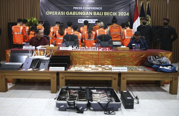 食品・日用品 半額ストア in Taiwanese 103 detains Indonesia a involving Bali in raid スマホアクセサリー